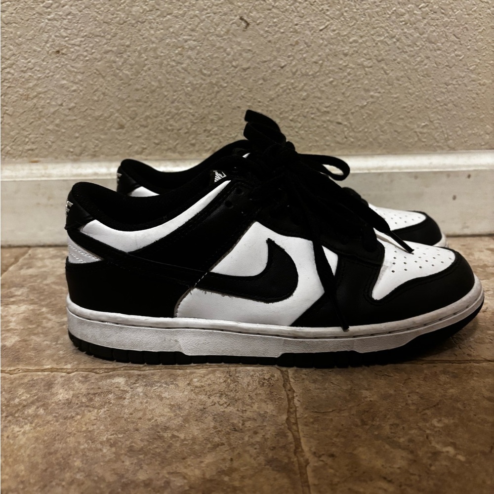Nike Kids Black and White Sneakers